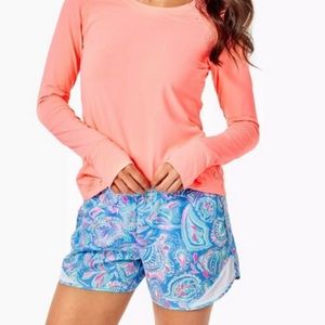 NWT Lilly Pulitzer Luxletic 4" Ocean Trail Shorts, Zanzibar Blue Fish Kiss, M